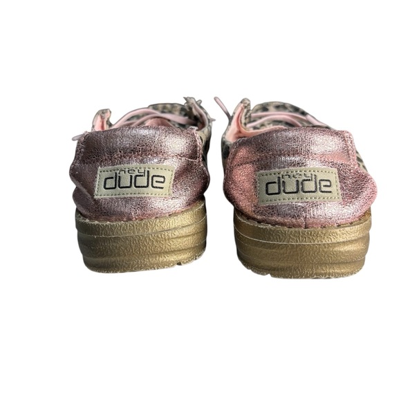 Hey Dude Wendy Leopard Print Girls Y4 Slip On- Pink Gold Metallic Trim- Memory - Picture 6 of 12